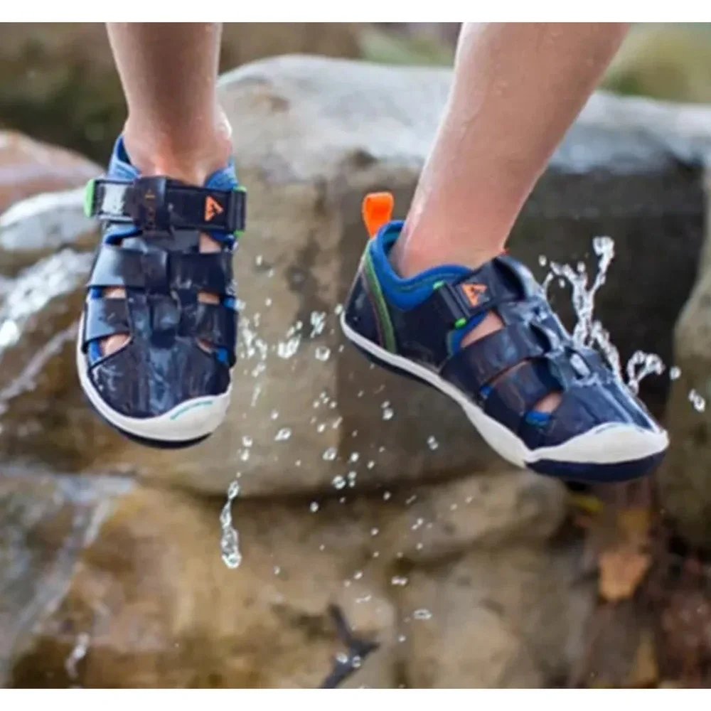 Plae Sam 2.0 Athletic Sandals Boys US 9 EU 25 Navy Breathable Flexible Shoes